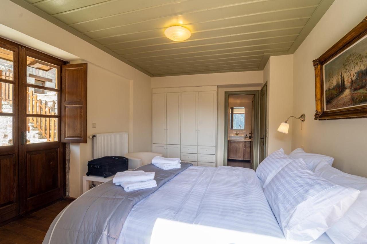 Maisonette Korfes-Κορφές-Μ Δύο Αυτόνομοι Όρoφοι Της Βίλας Κορφές Για Οικογένειες Και Μικρές Παρέες Καρπενήσι Εξωτερικό φωτογραφία