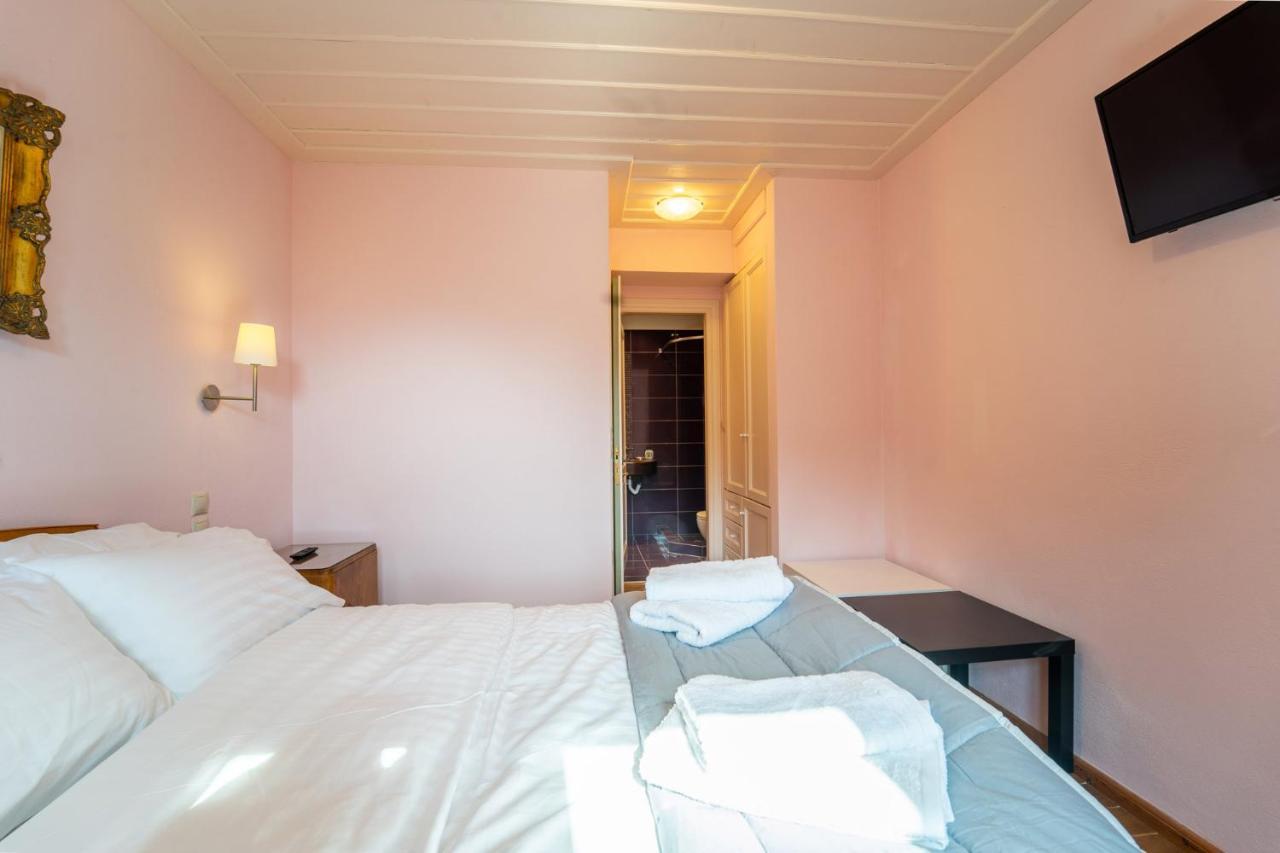Maisonette Korfes-Κορφές-Μ Δύο Αυτόνομοι Όρoφοι Της Βίλας Κορφές Για Οικογένειες Και Μικρές Παρέες Καρπενήσι Εξωτερικό φωτογραφία